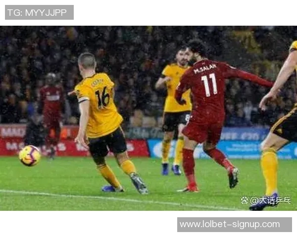 英超激战利物浦绝杀莱比锡补时进球引发争议判罚全场沸腾